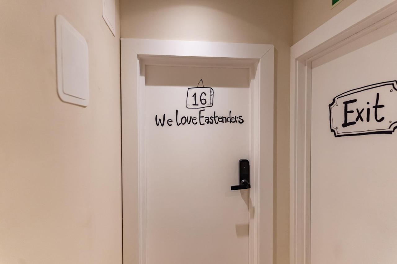 Hostelle - Women Only Hostel London Exterior photo